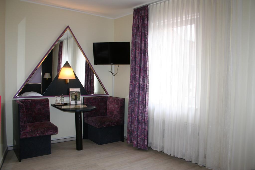 Landhotel Gross Schneer Hof Friedland  외부 사진