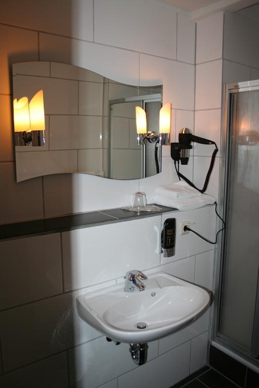 Landhotel Gross Schneer Hof Friedland  외부 사진