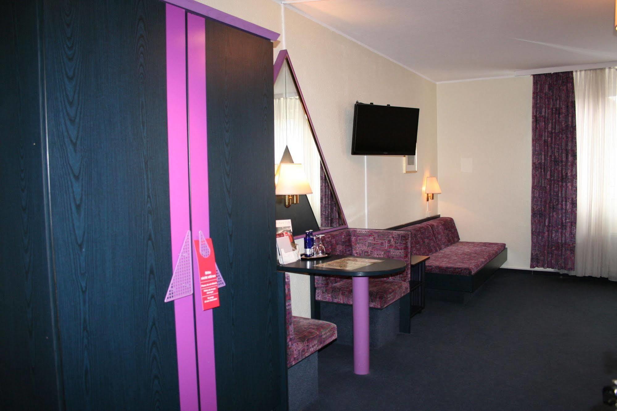 Landhotel Gross Schneer Hof Friedland  외부 사진