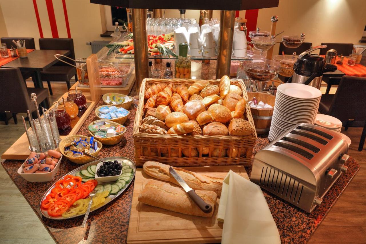 Landhotel Gross Schneer Hof Friedland  외부 사진