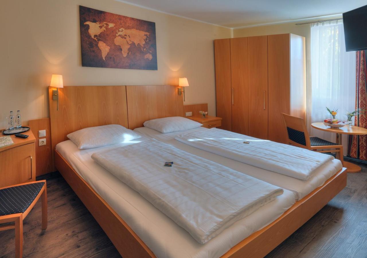 Landhotel Gross Schneer Hof Friedland  외부 사진